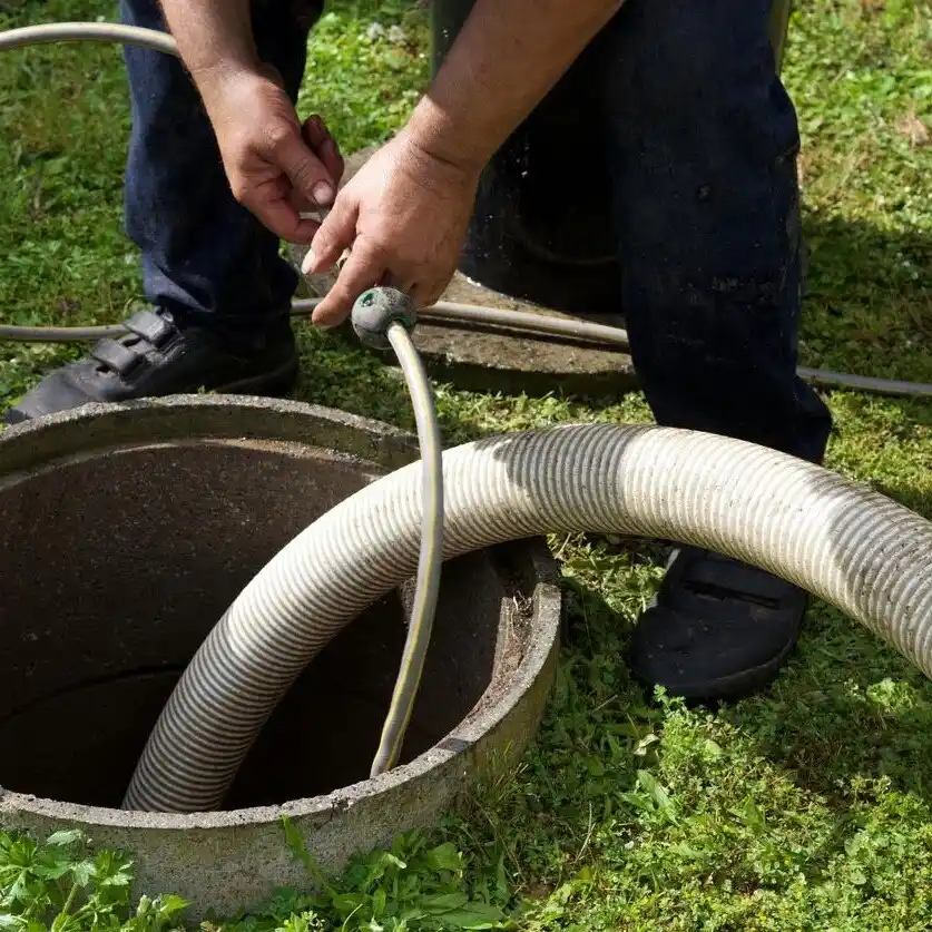 septic tank services Holmesville